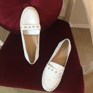 J/Slides White Platform Sneaker Loafer Pearl 9